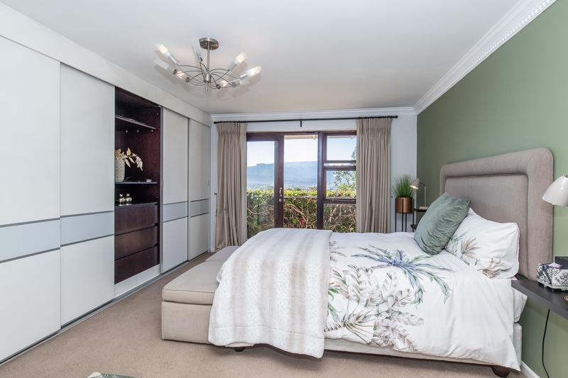 3 Bedroom Property for Sale in Stonehurst Mountain Estate Western Cape